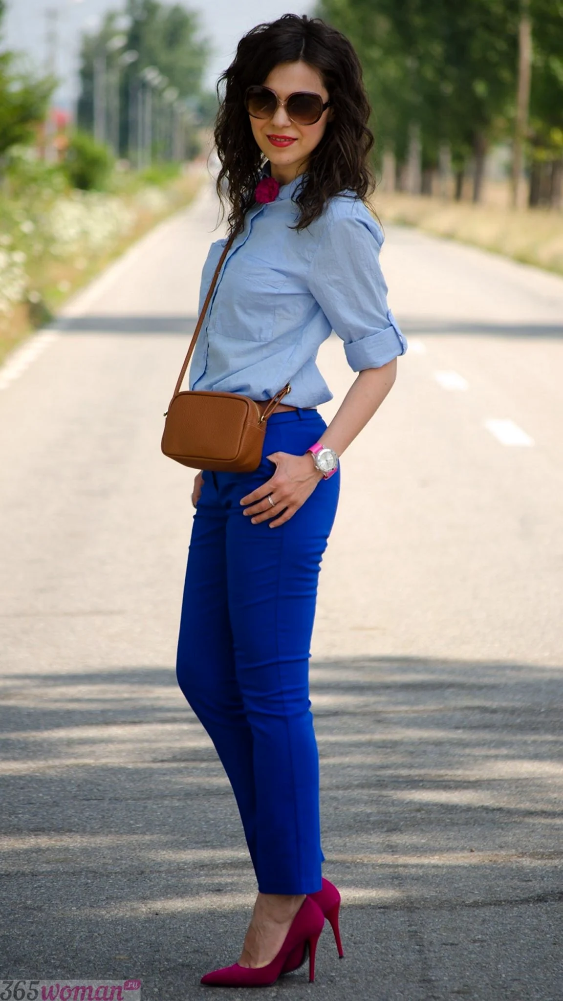 Образы с синими брюками