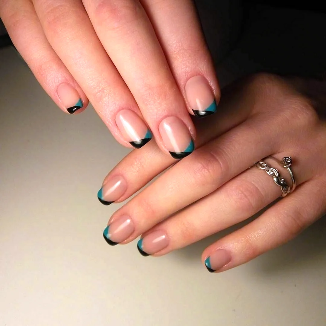 Цветные френчи 2022-2023