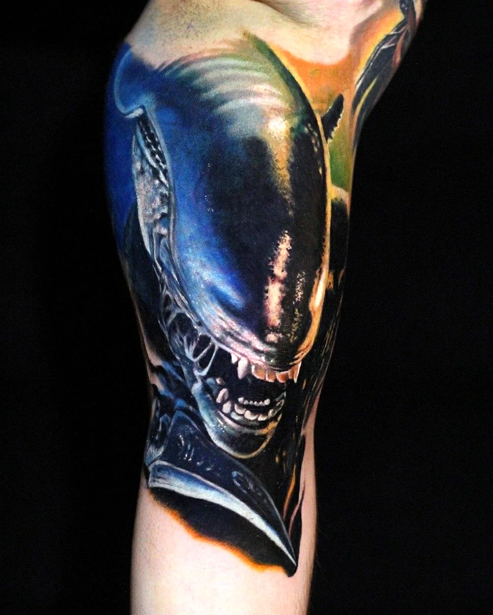 Чужой тату реализм