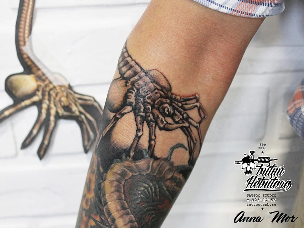 Тату чужой Рипли