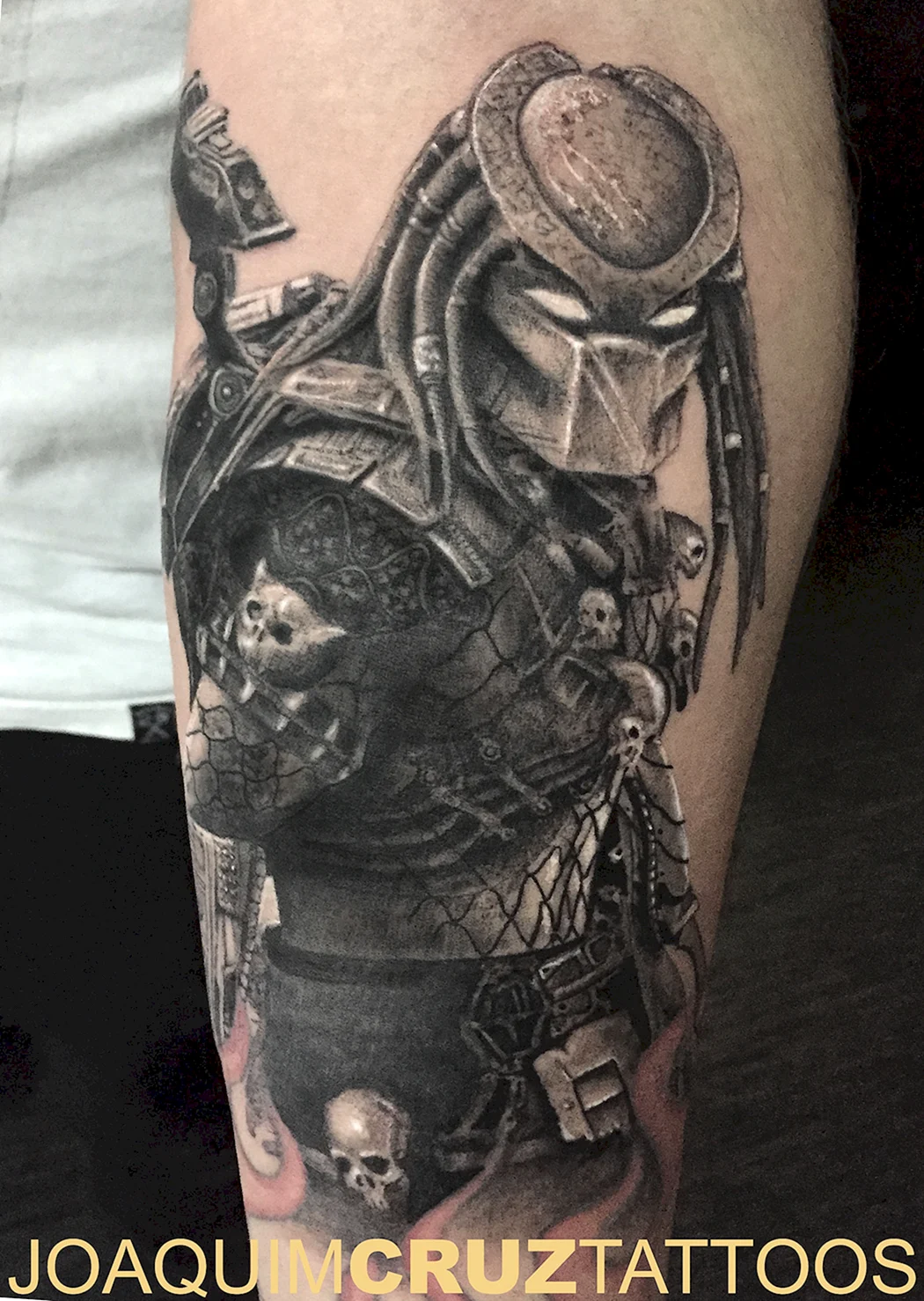 Тату предатор