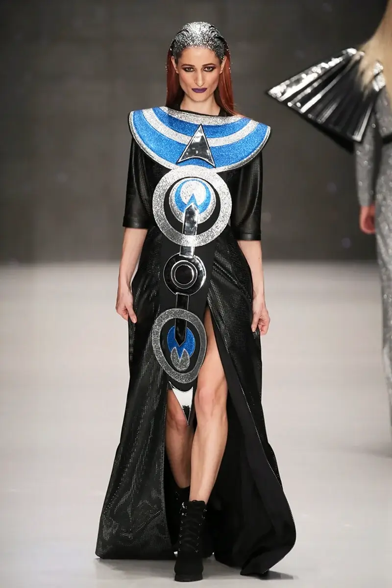 Авангардный стиль в одежде