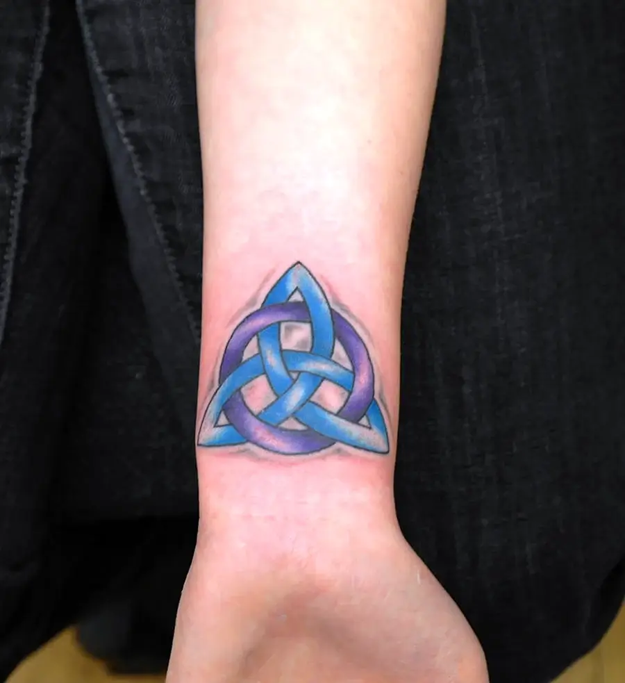 Триглав трикветр