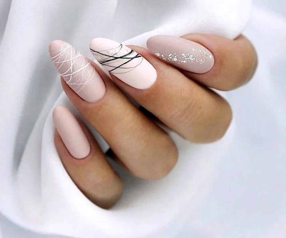 Маникюр 2021 миндаль нежный нюдовый