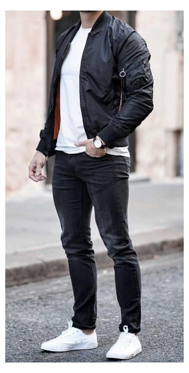 Мужской образ с черными джинсами
