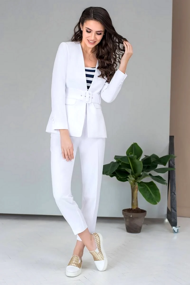 Костюм брючный Юрс 19-127