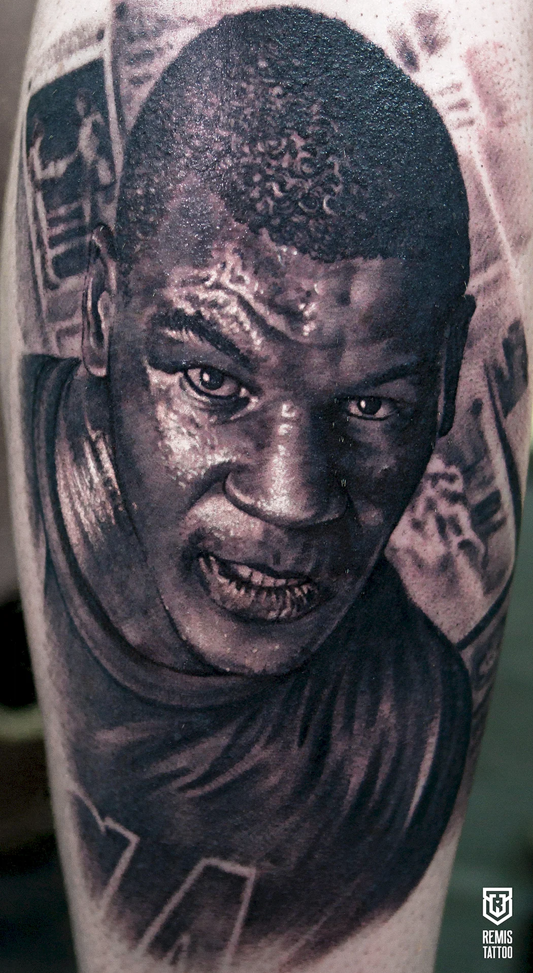 Татто Mike Tyson