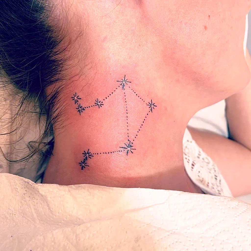 Созвездие Кассиопея тату