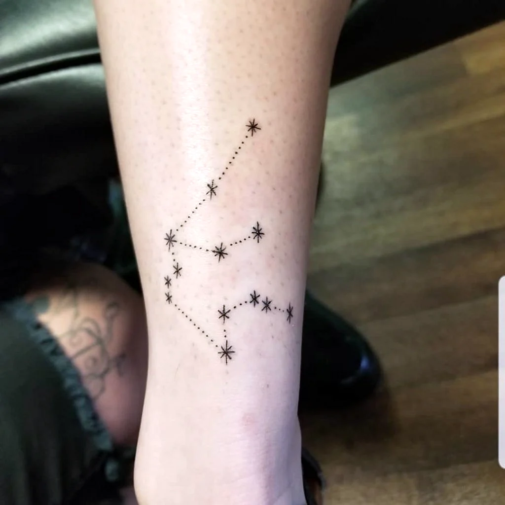 Созвездие Кассиопея тату