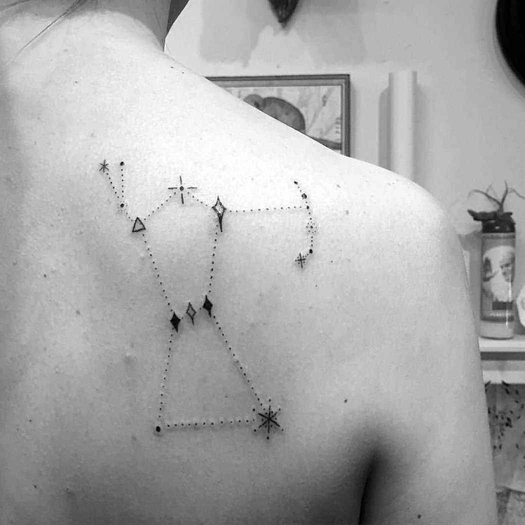 Созвездие Орион тату