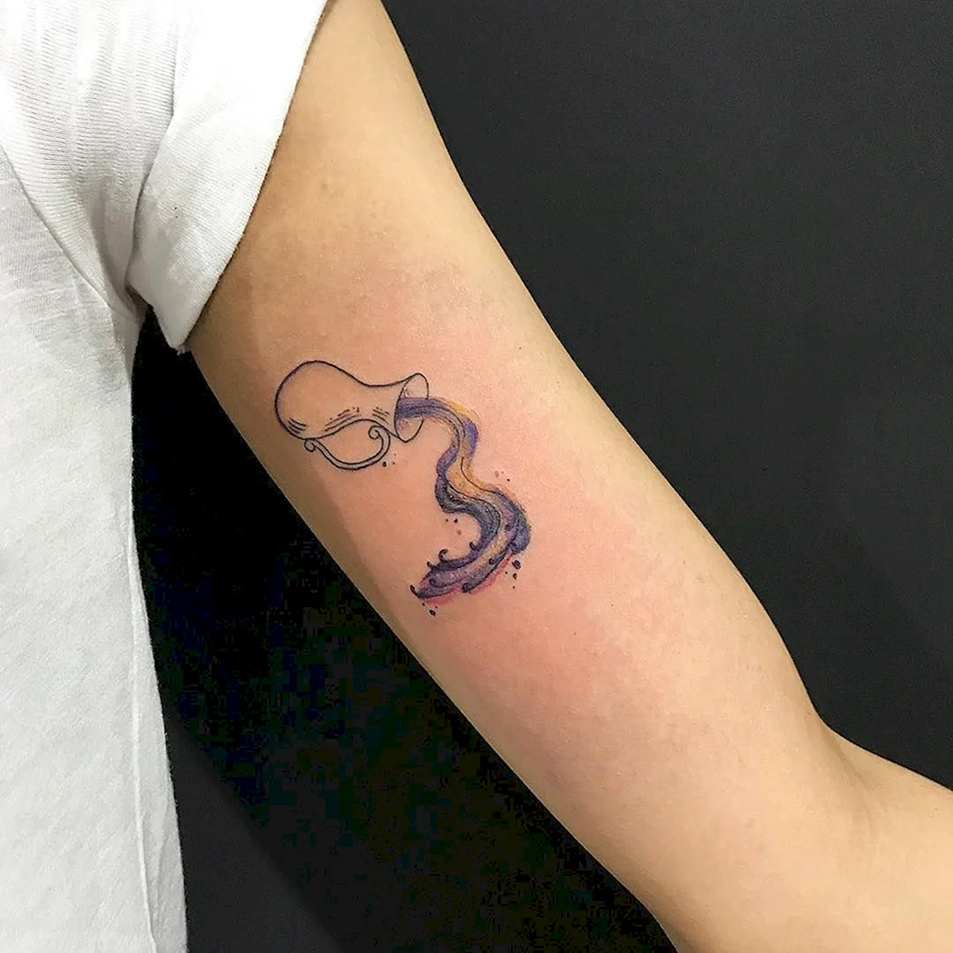 Тату Водолей Минимализм