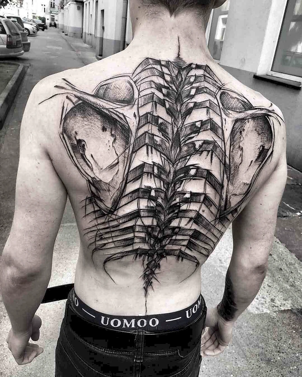 Тату на спине