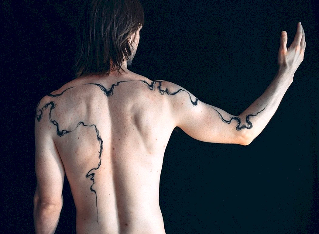 Тату на спине