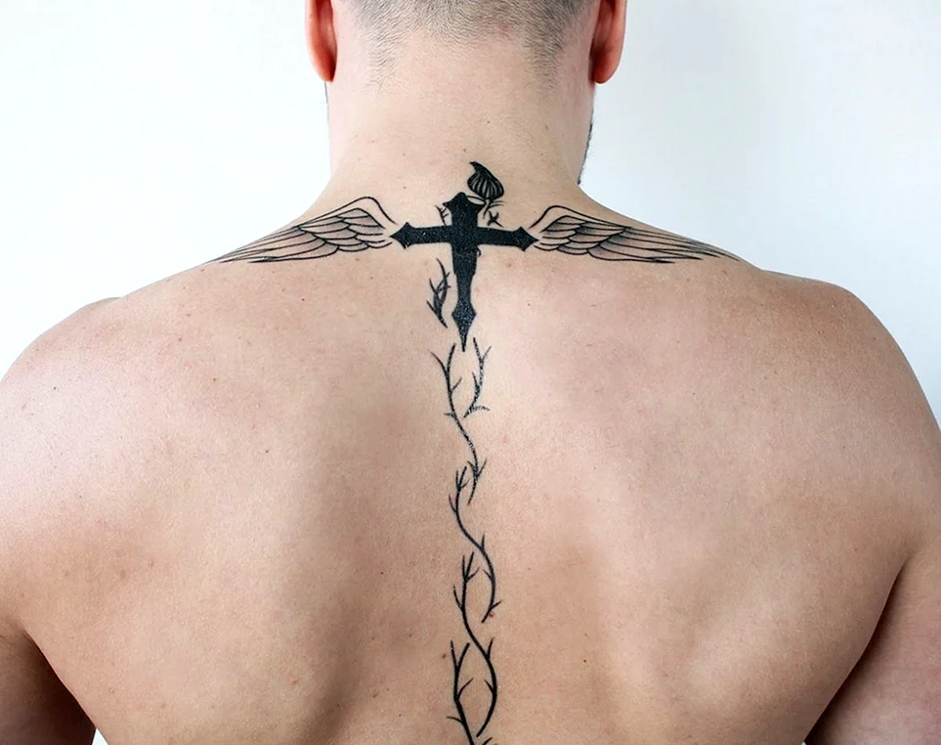 Тату на спине мужские