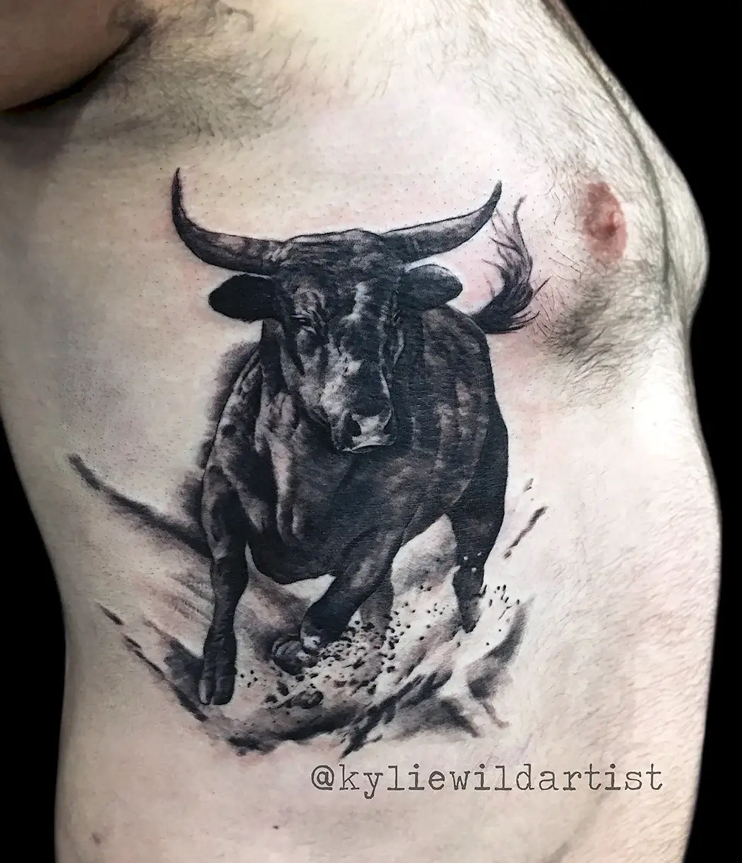 Татуировка бык