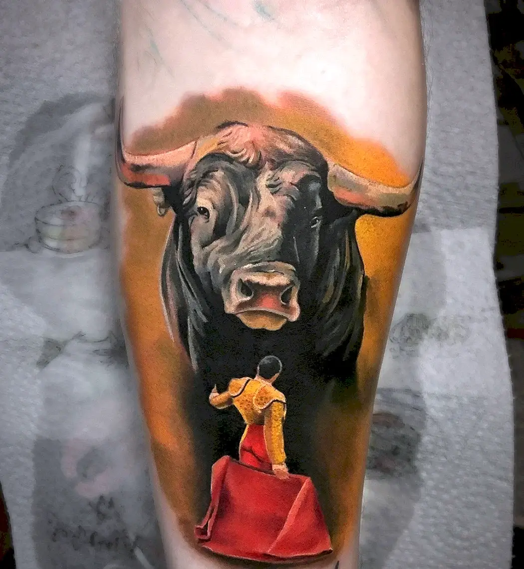 Татуировка тореадор и бык