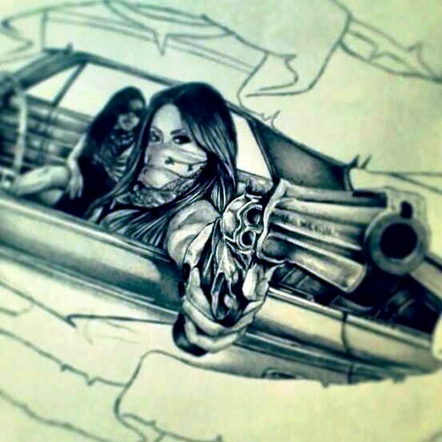 Девушка в авто с пистолетом тату