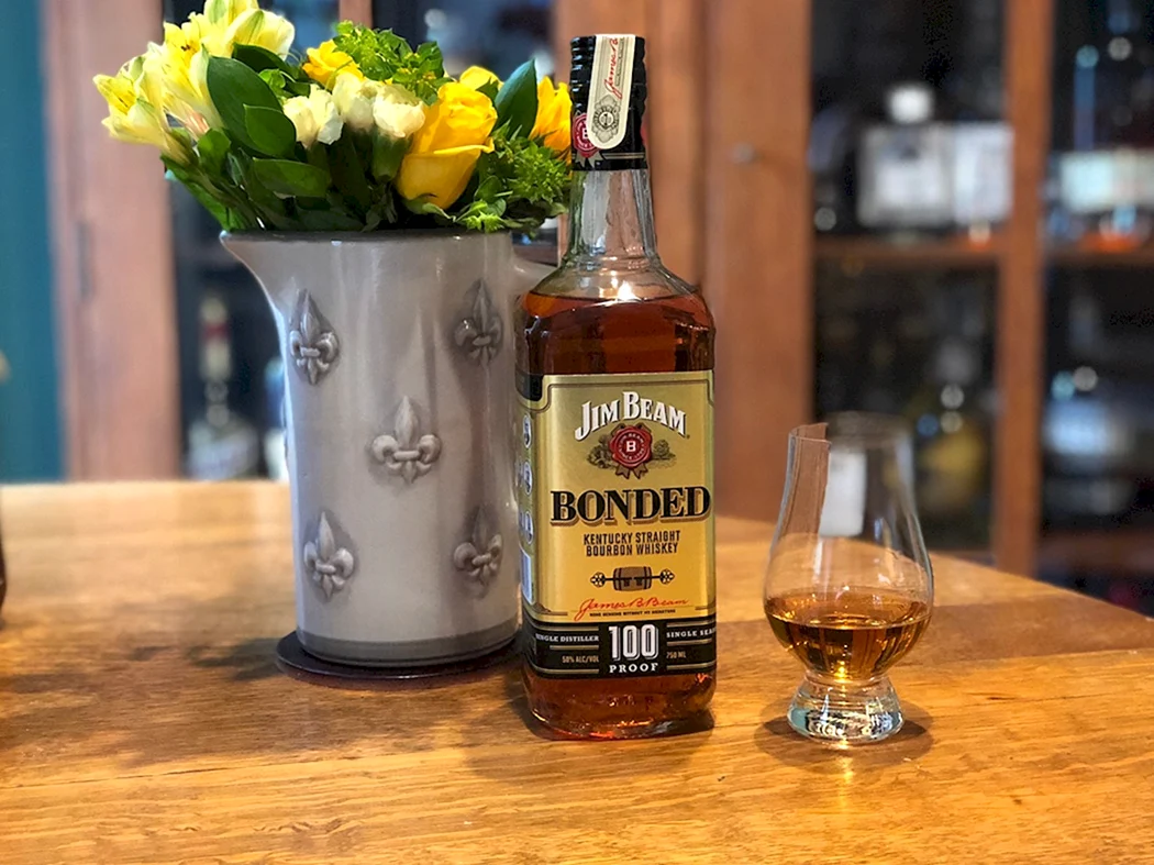 Бурбон Jim Beam