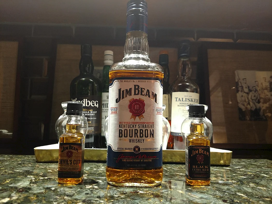 Jim Beam Black Extra aged
