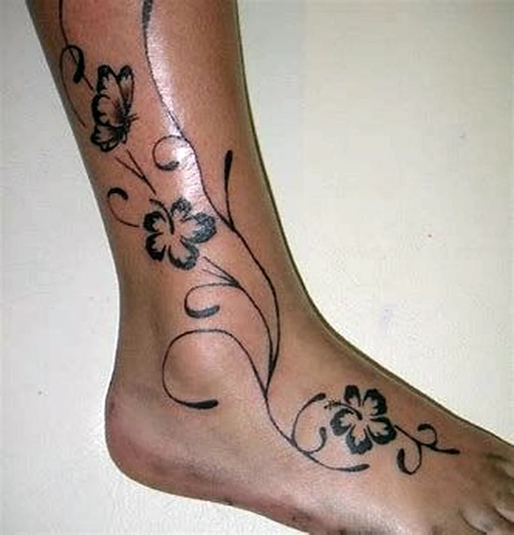 Рисунки тату на ноге