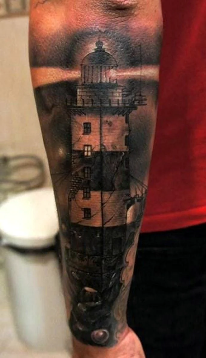 Маяк реализм