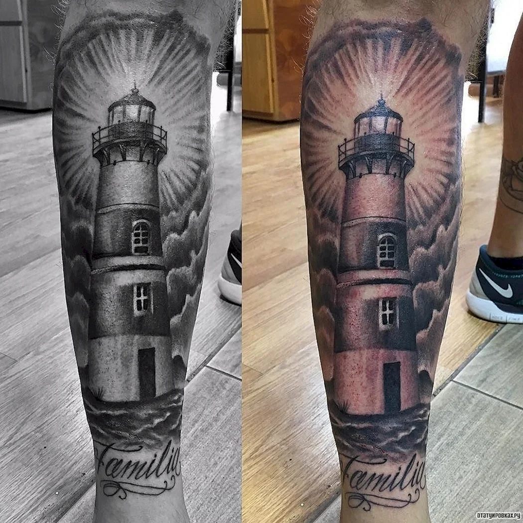 Тату Маяк на ноге