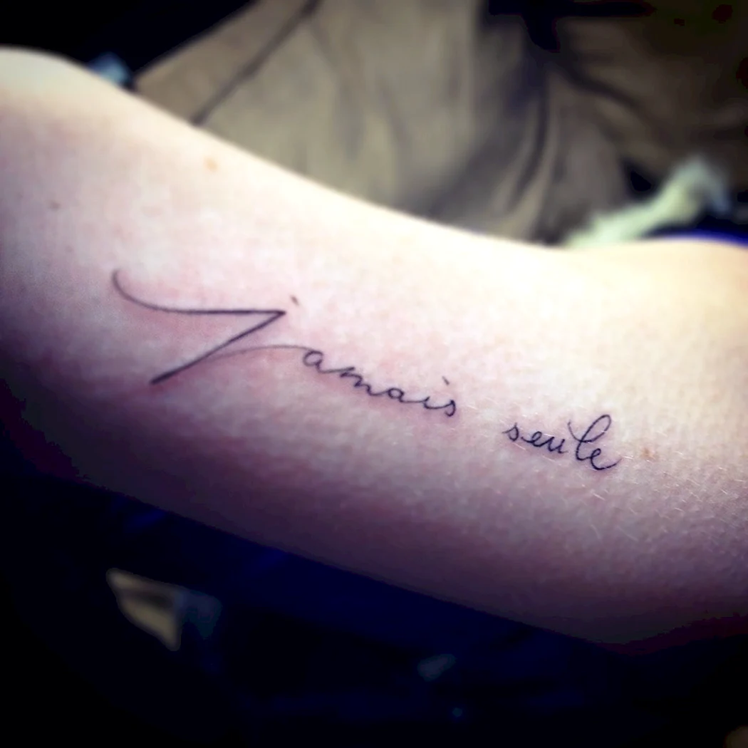 Тату надписи на французском