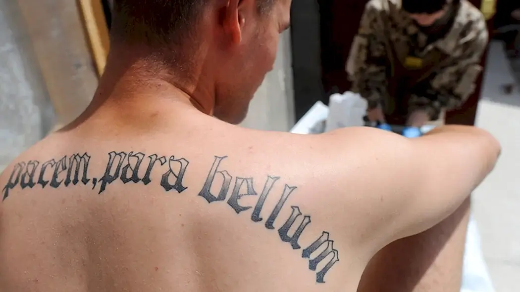 Хочешь мира готовься к войне тату