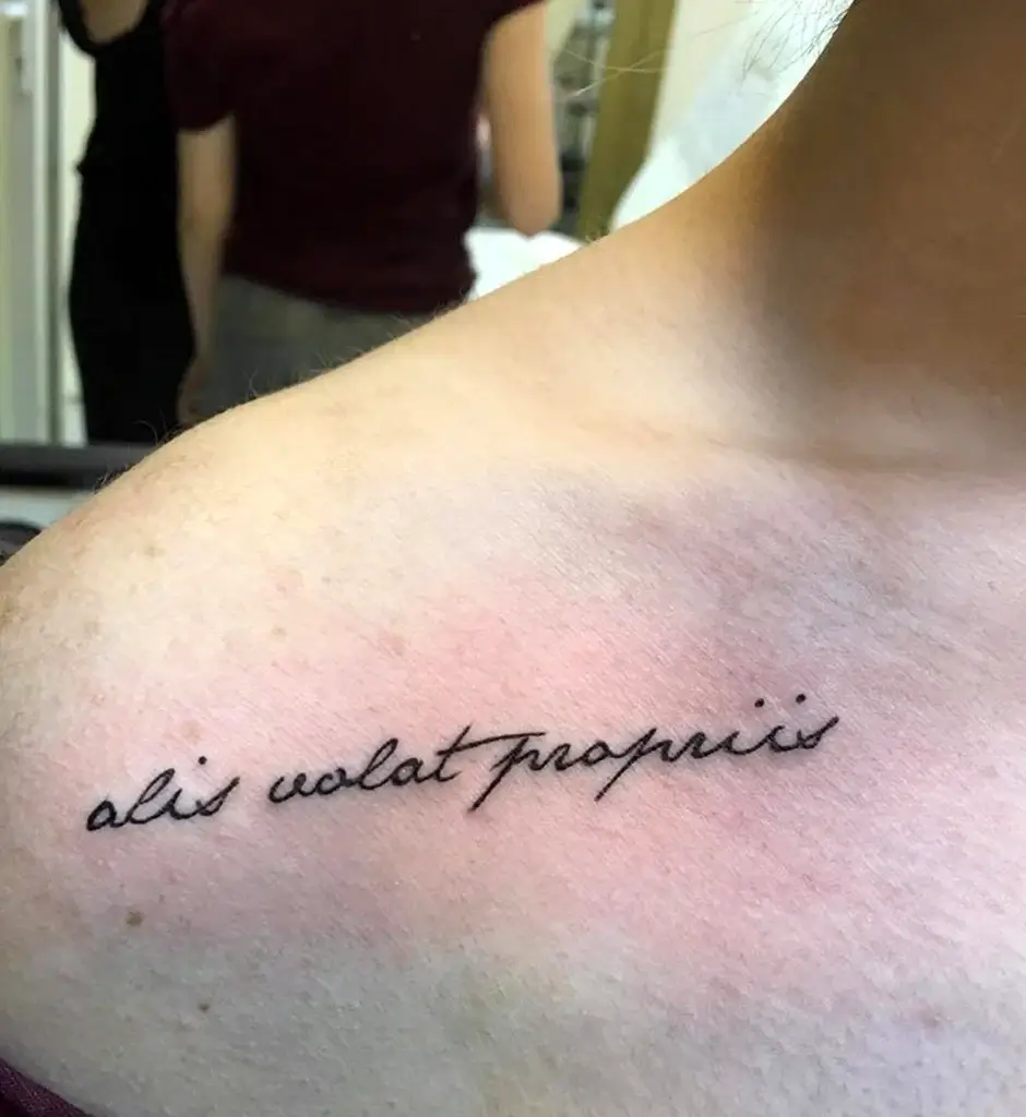 Тату на латыни