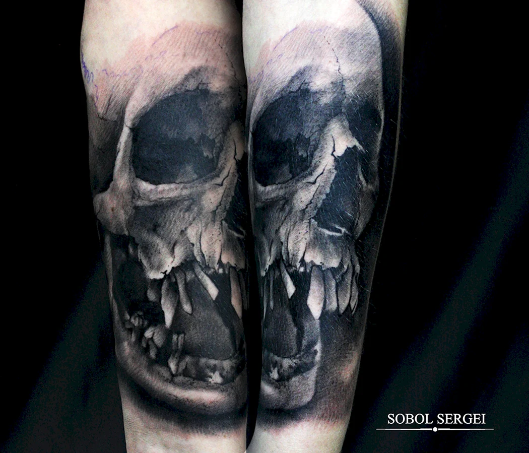 Тату череп на икре