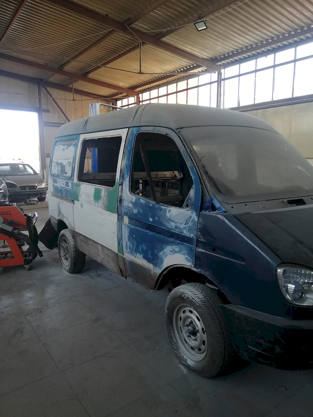 ГАЗ Соболь 2 цвета