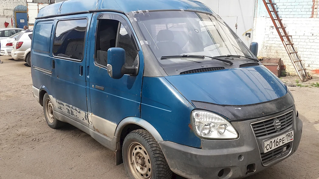 ГАЗ Соболь 99 года