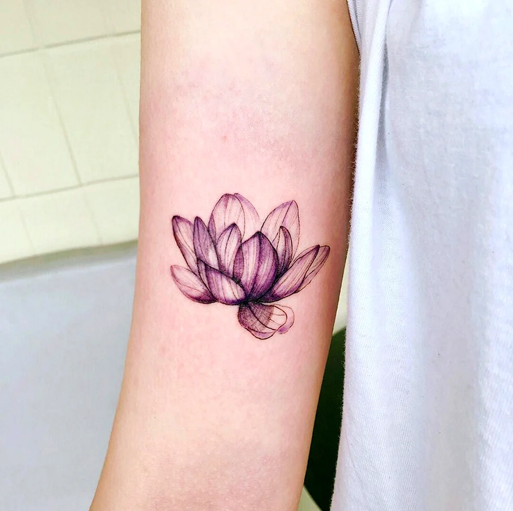 Тату Лотос