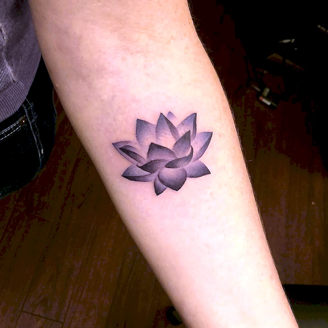 Blackwork Лотос