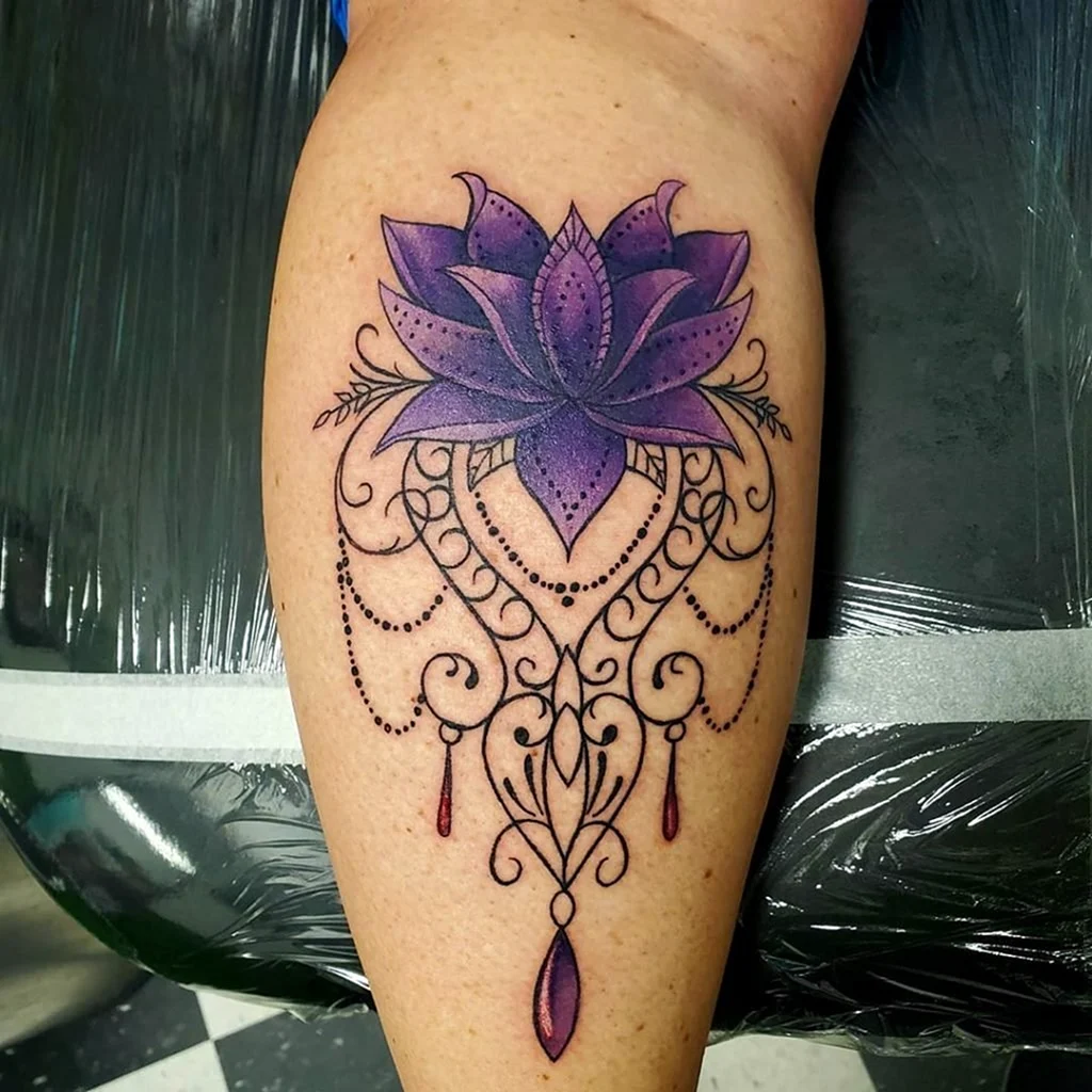Тату Лотос