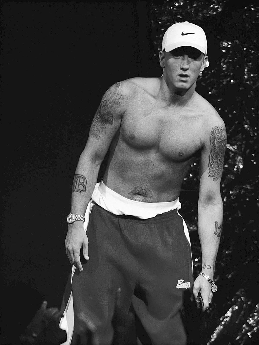 Эминем 2021 торс