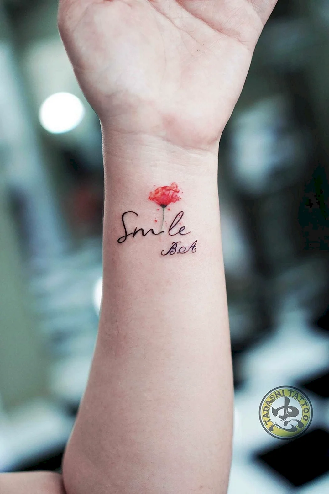 Тату на запястье для девушек