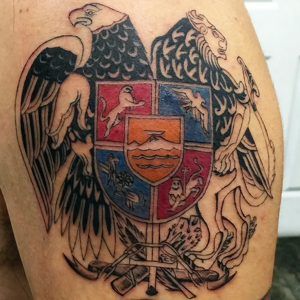 Тату герб