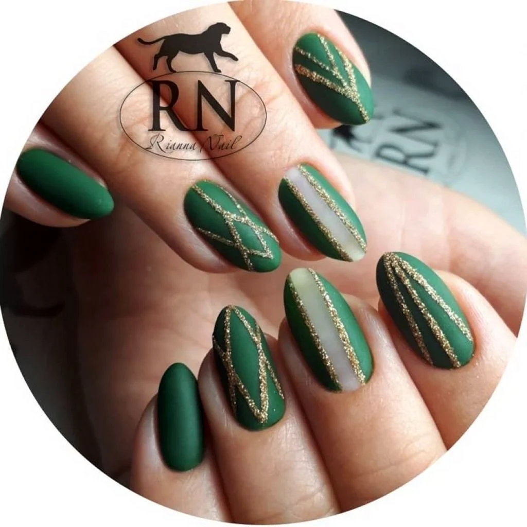 Изумрудный маникюр Слизерин