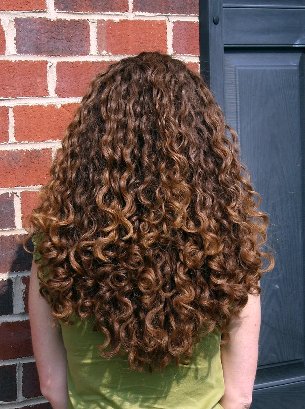 Стрижки на длинные кудрявые волосы