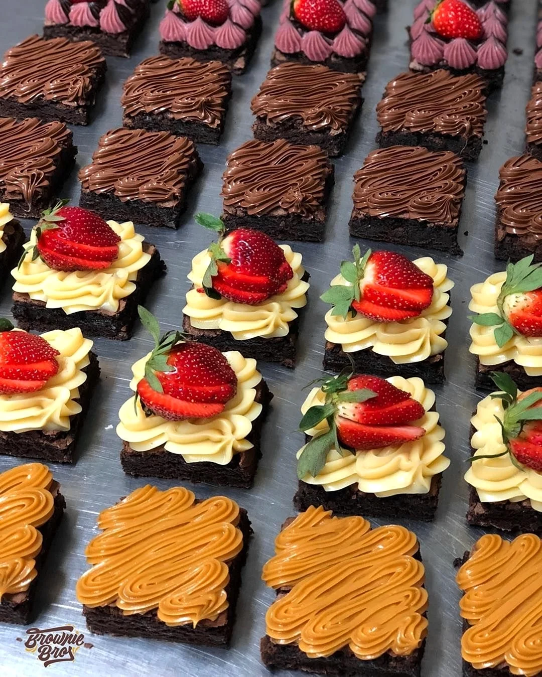 Украшение пирожных