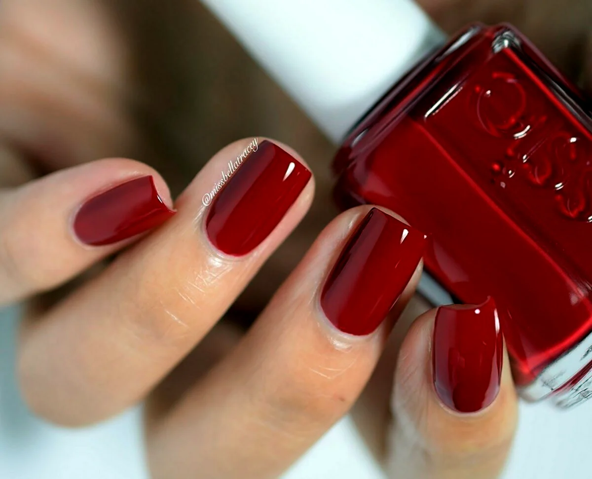 Терракотовый лак Essie