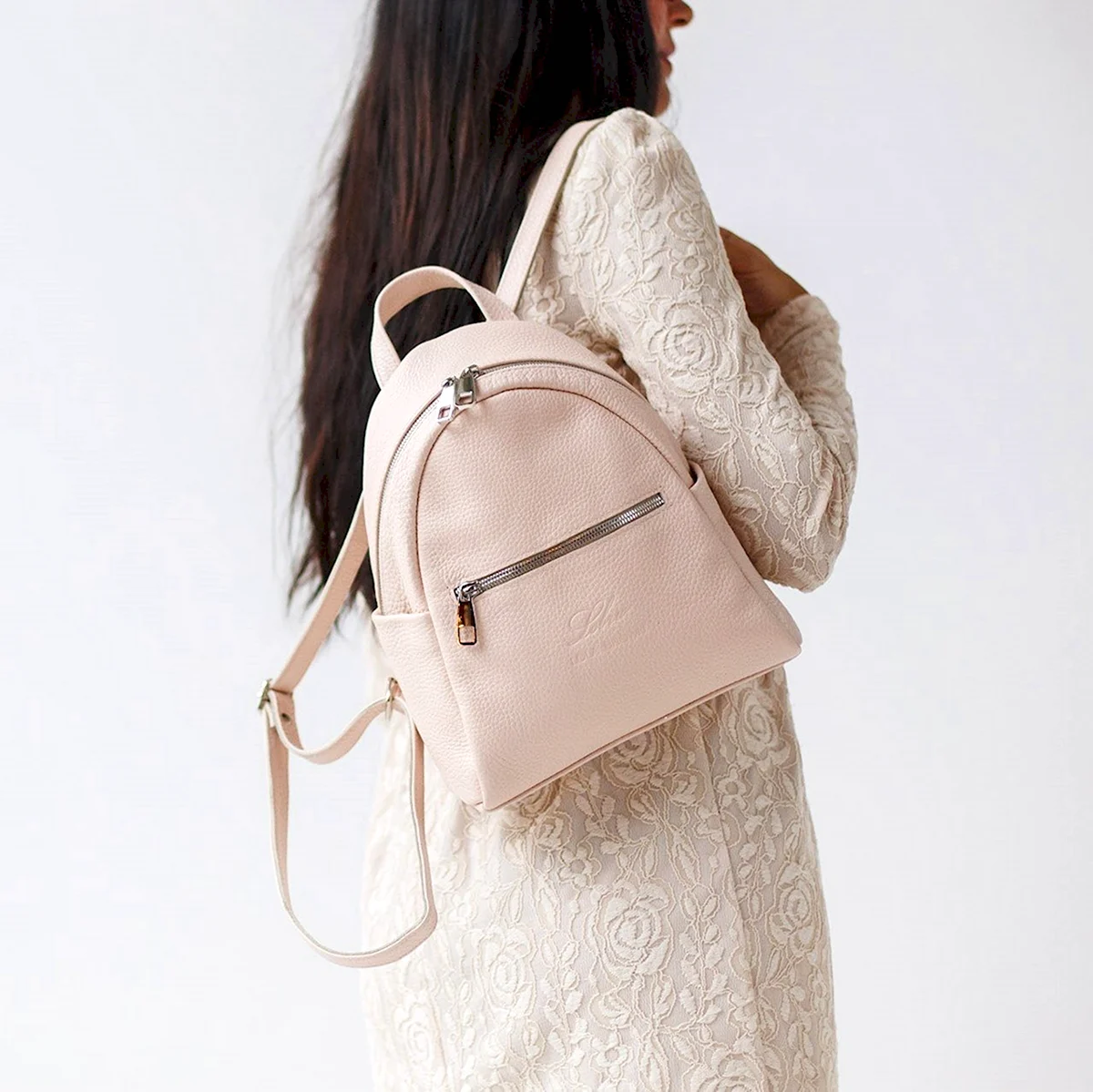 Бежевый рюкзак