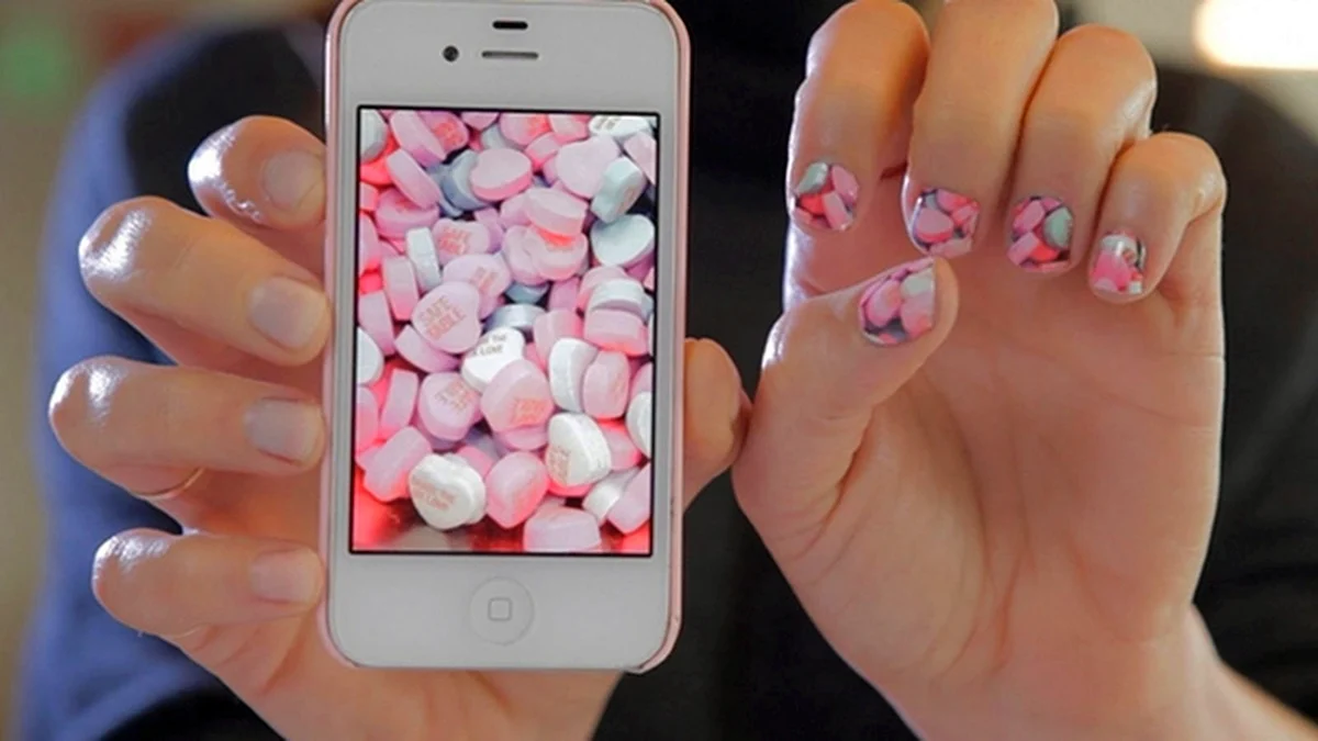 Маникюр гель лак для сториса