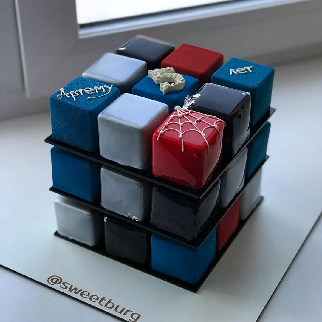 Порционный торт кубик Рубика