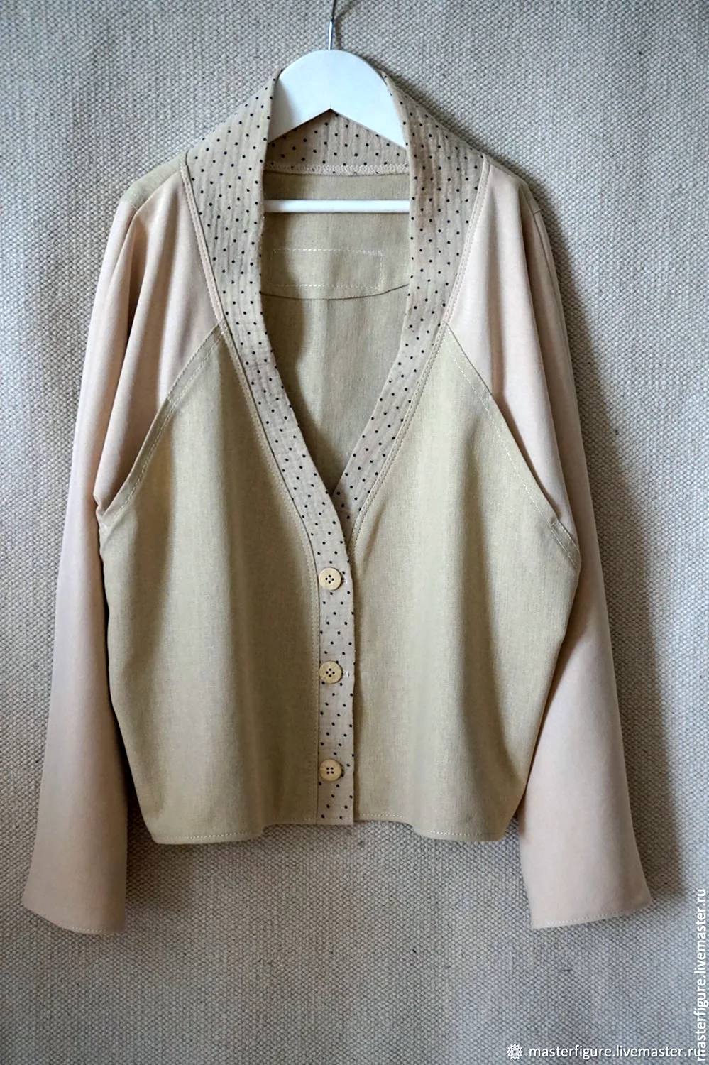 Льняной пиджак женский