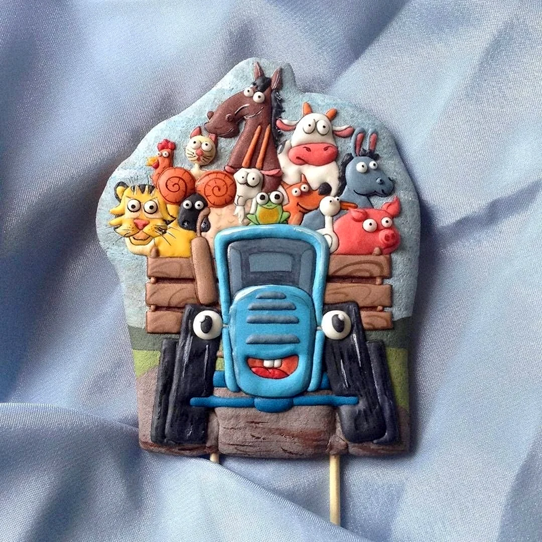 Пряник трактор на торт