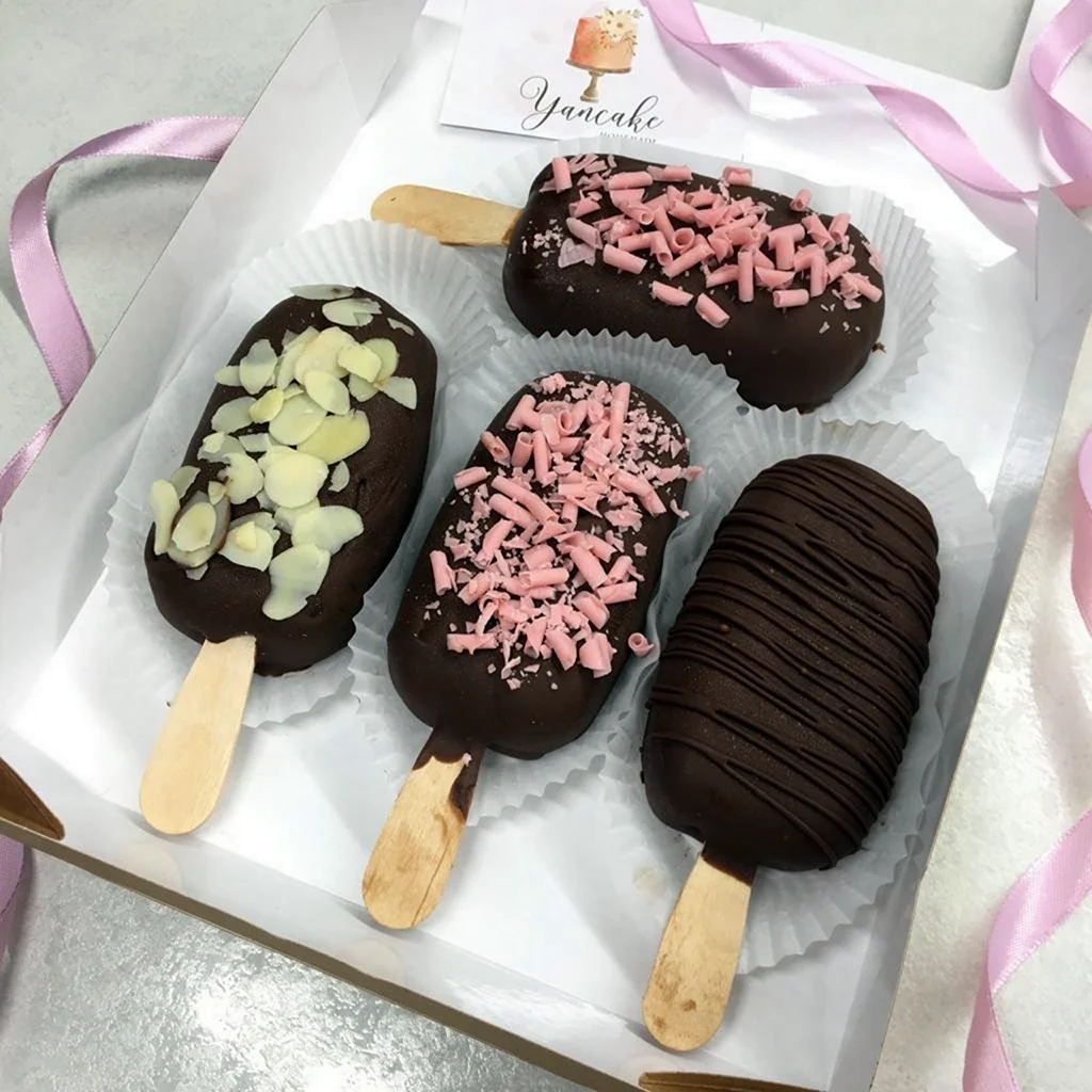 Муссовое пирожное эскимо