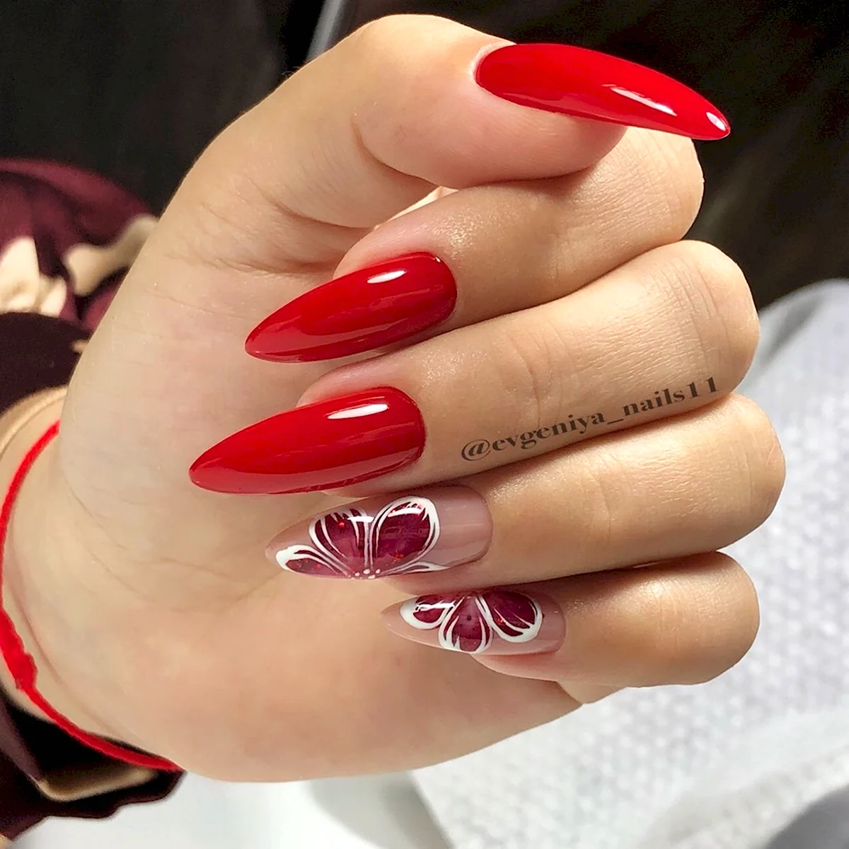 Красный миндаль 2022