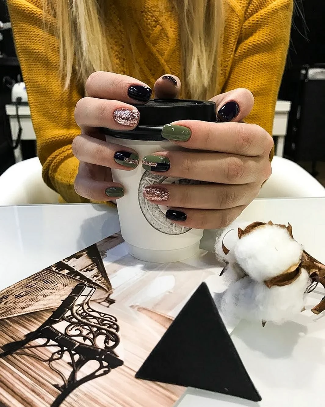 Красиво сфоткать ногти